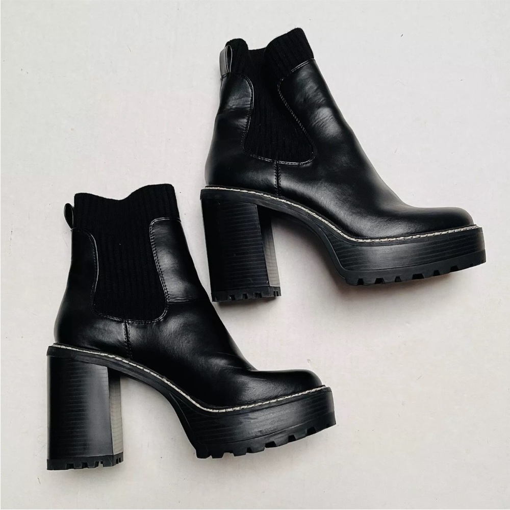 Madden Girl Chunky Platform Lug Bootie Y2K